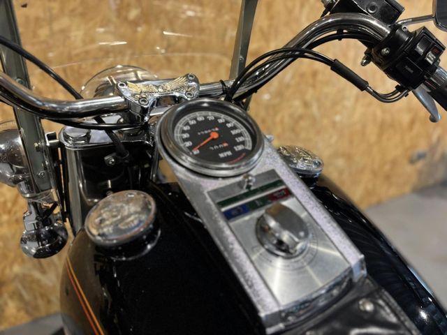 harley-davidson - heritage-softail-classic-flstc