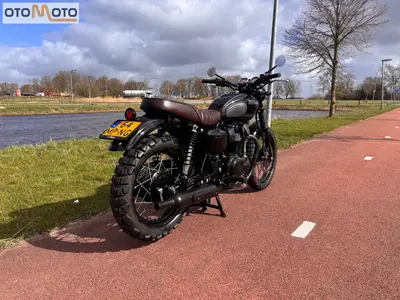 KAWASAKI W800 BLACK EDITION – foto 3