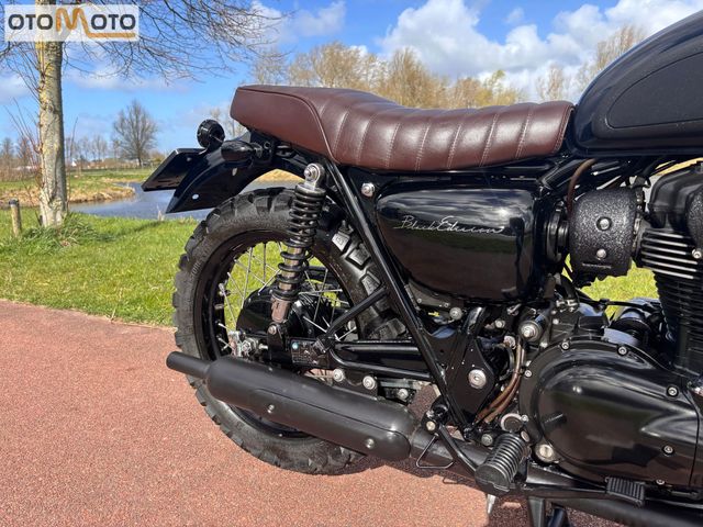 kawasaki - w800-black-edition