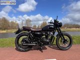 KAWASAKI W800 BLACK EDITION