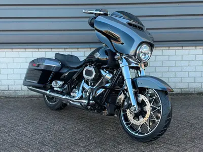 HARLEY-DAVIDSON STREET GLIDE SPECIAL 114 – foto 4