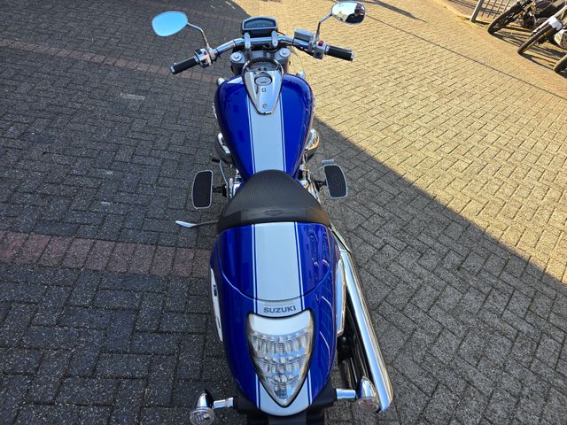 suzuki - m-1800-r-intruder