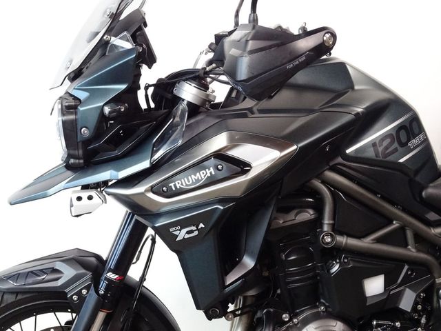 triumph - tiger-1200-xca