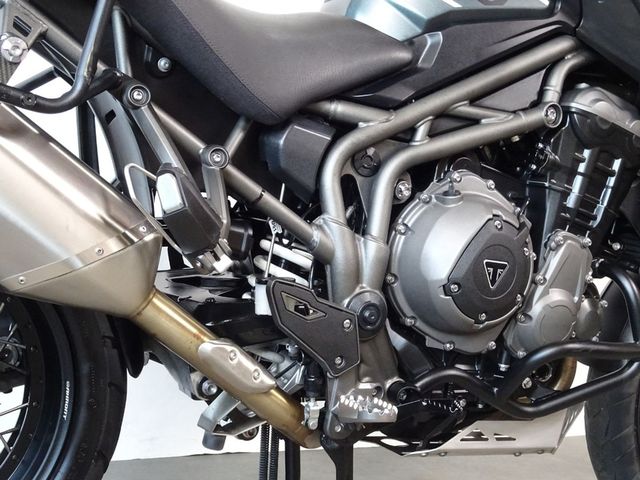 triumph - tiger-1200-xca