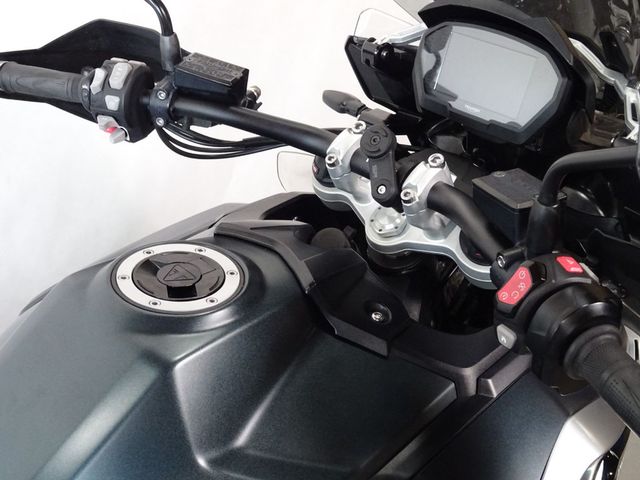 triumph - tiger-1200-xca