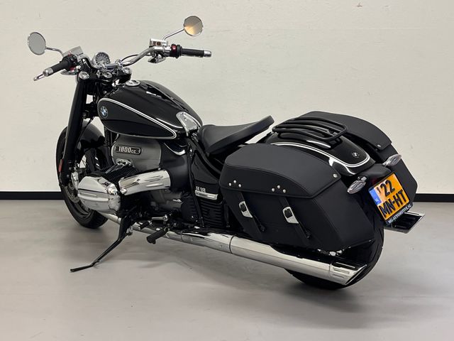 bmw - r-18