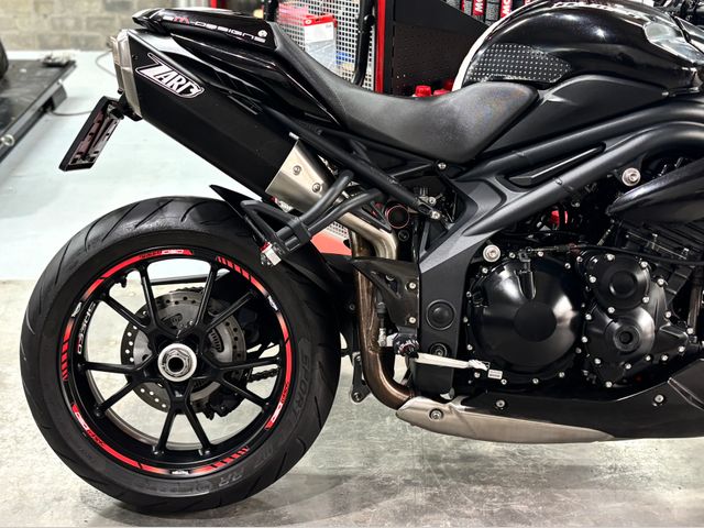 triumph - speed-triple-1050-abs