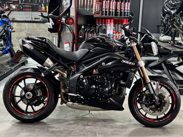 triumph - speed-triple-1050-abs