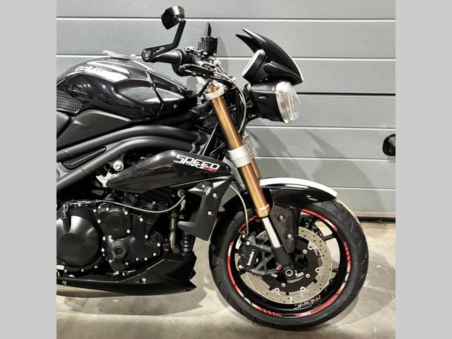 triumph - speed-triple-1050-abs