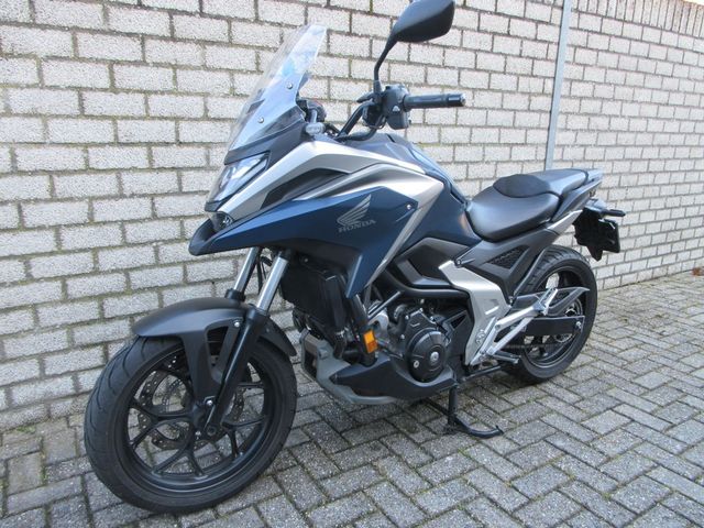 honda - nc-700-x-dct