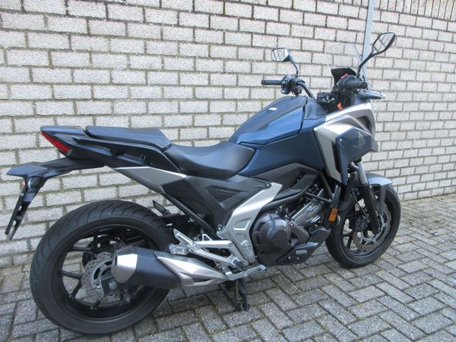 honda - nc-700-x-dct