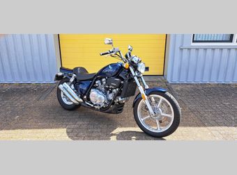 Honda VF 700 C Magna 1987 occasion