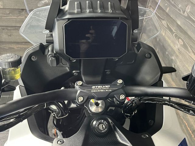 moto-guzzi - stelvio-duecento-tributo