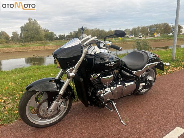 suzuki - m-1500-intruder