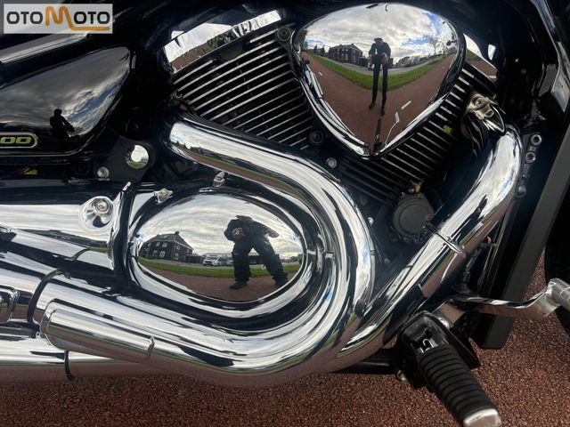 suzuki - m-1500-intruder