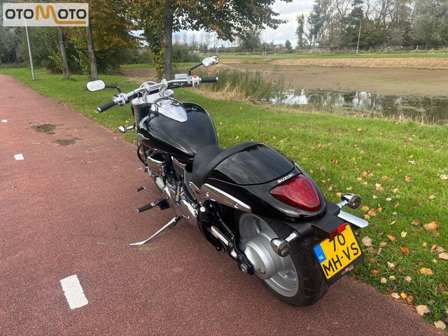 suzuki - m-1500-intruder