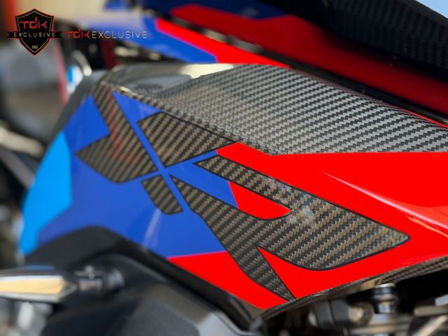 bmw - m-1000-xr