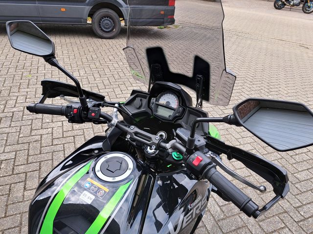 kawasaki - versys-650-abs