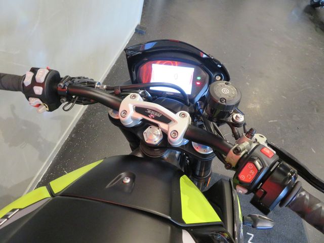 triumph - speed-triple-1050