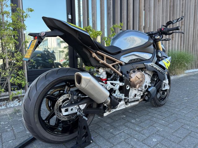 bmw - s-1000-r