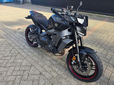 YAMAHA MT 09 ABS – foto 4
