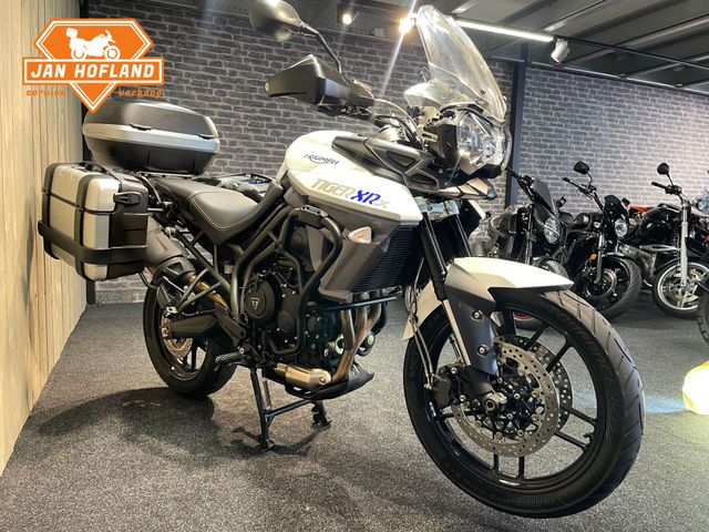 triumph - tiger-800-xrx