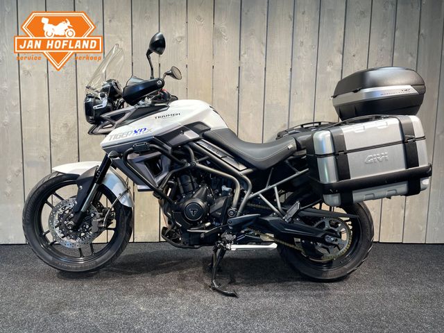 triumph - tiger-800-xrx