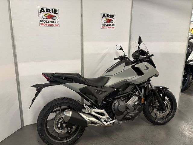 honda - nc-750-x-dct