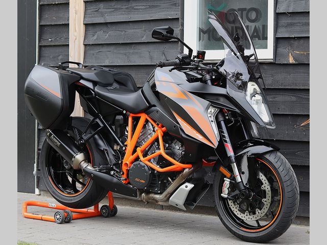 ktm - 1290-super-duke-gt