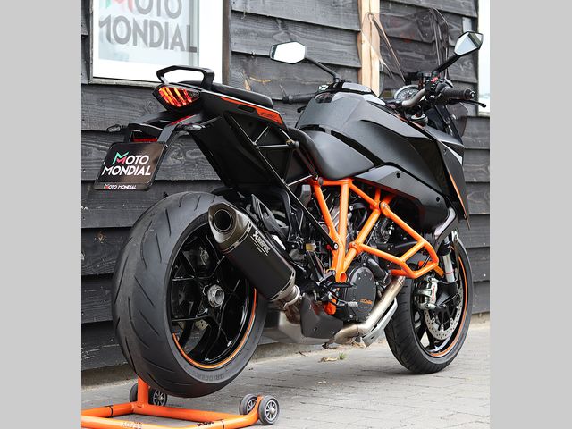 ktm - 1290-super-duke-gt