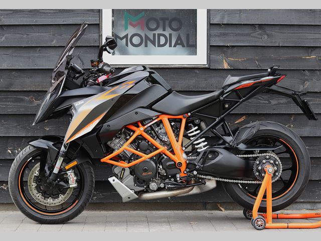 ktm - 1290-super-duke-gt