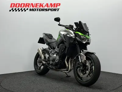 KAWASAKI Z900 – foto 3