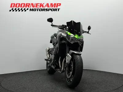 KAWASAKI Z900 – foto 4