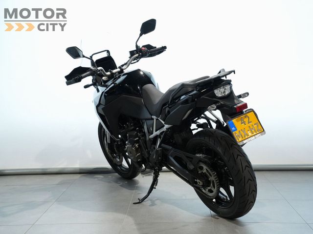 suzuki - v-strom-800