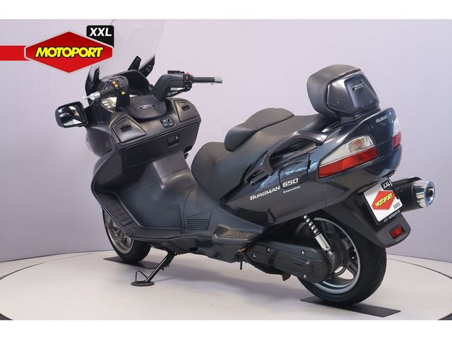 suzuki - burgman-650-a-executive