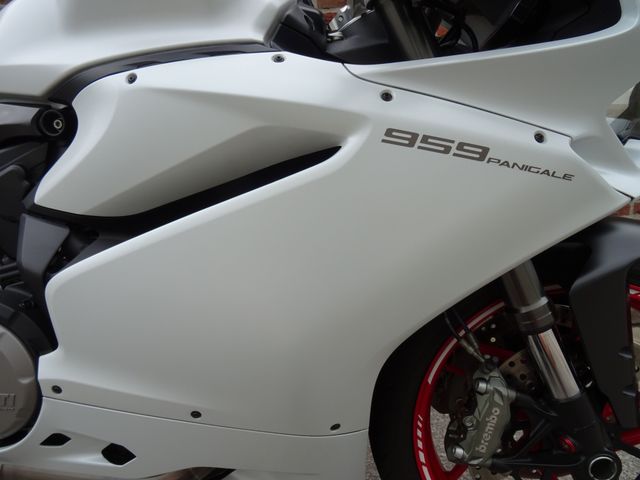 ducati - 959-panigale