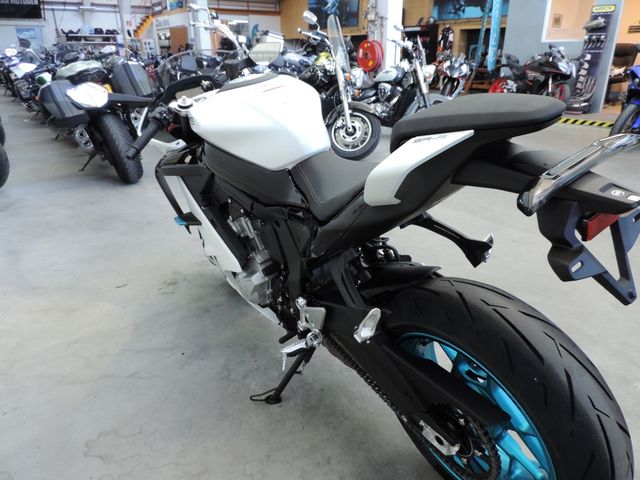 cfmoto - 675-sr-r