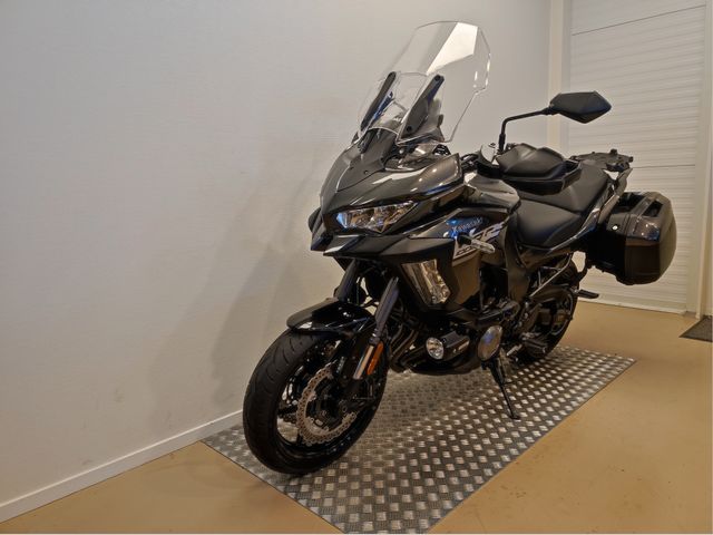 kawasaki - versys-1000-se-grand-tourer