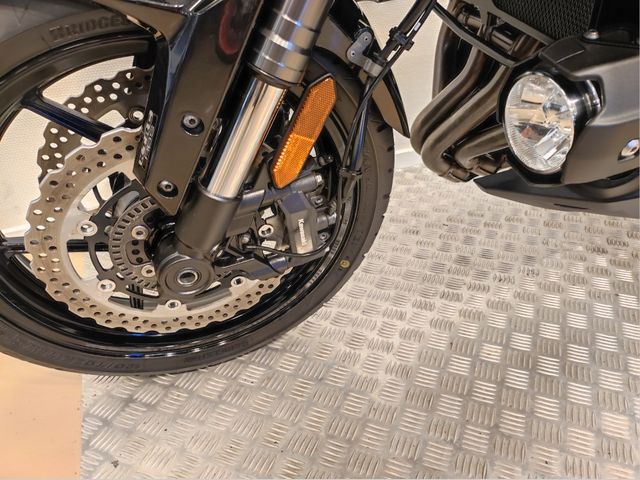 kawasaki - versys-1000-se-grand-tourer