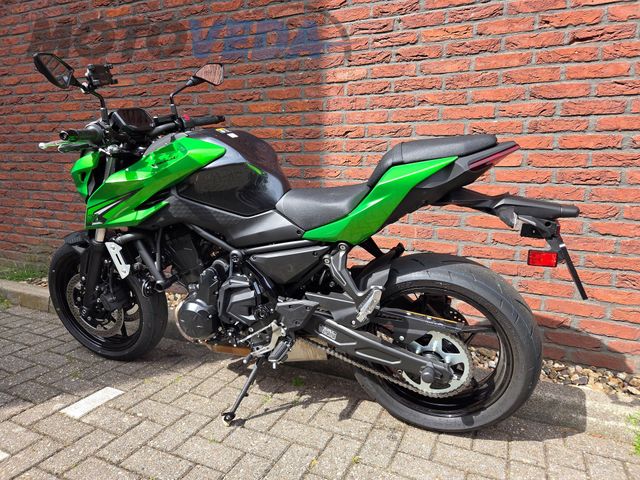 kawasaki - z650-s