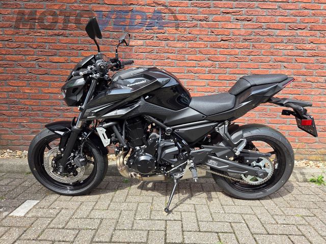 kawasaki - z650-s