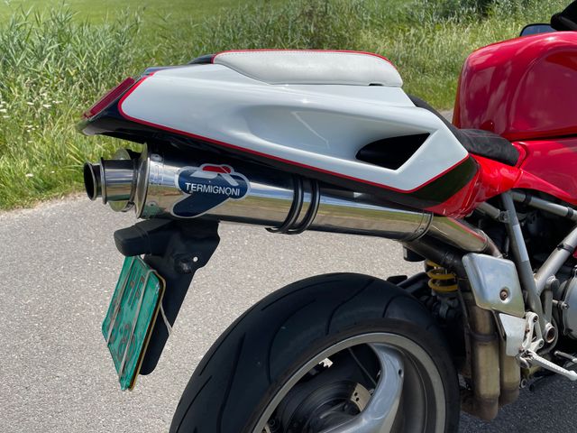 ducati - 748