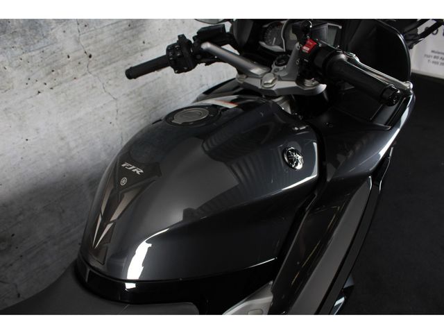 yamaha - fjr-1300-ae