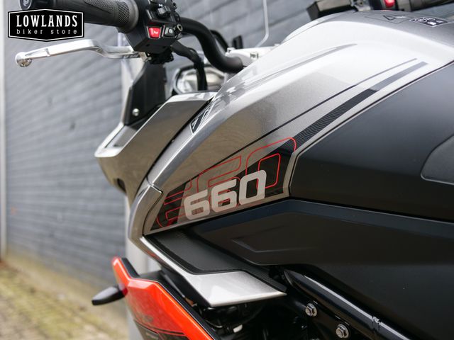 triumph - tiger-sport-660