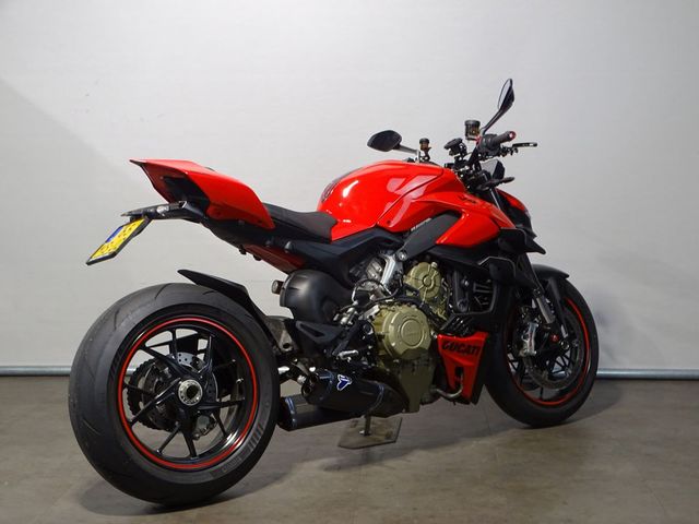 ducati - streetfighter-v4