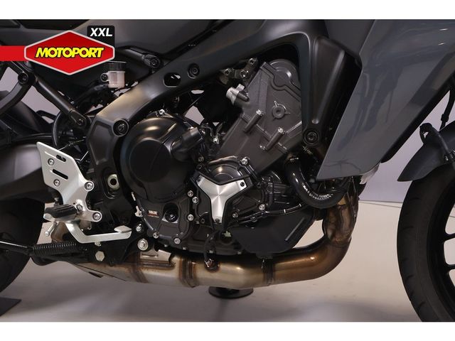 yamaha - tracer-9