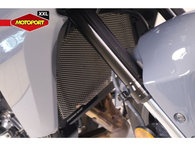 yamaha - tracer-9