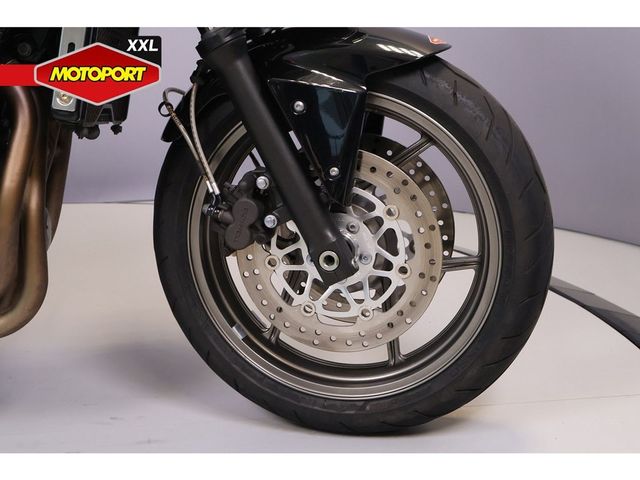 kawasaki - z-750-s