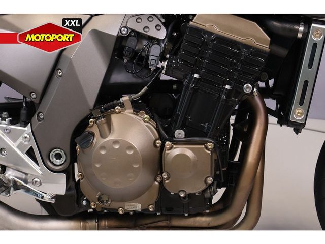 kawasaki - z-750-s
