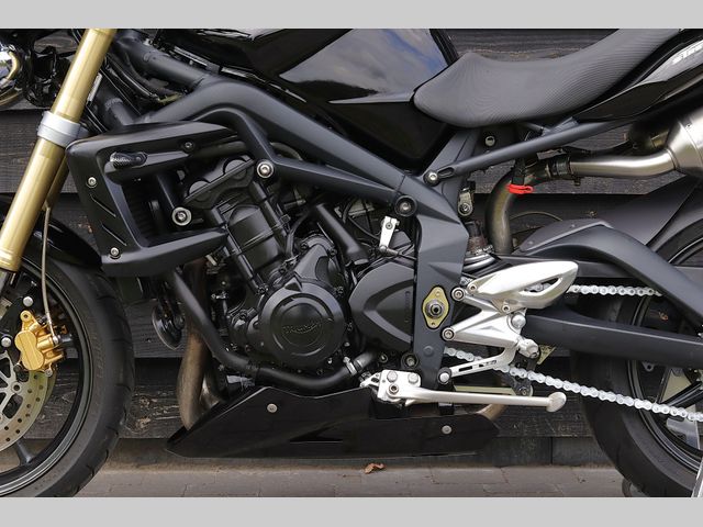 triumph - street-triple